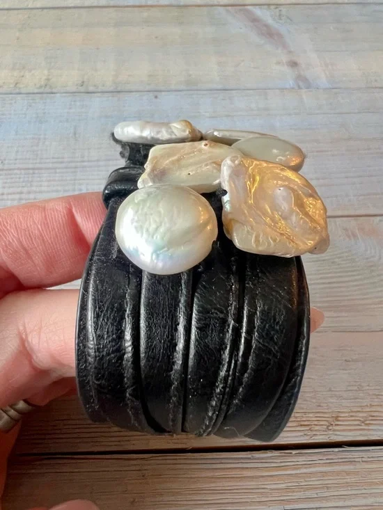 Handcrafted Black Leather Bracelet Genuine Button Pearls Statement Cuff - Picture 8 of 11